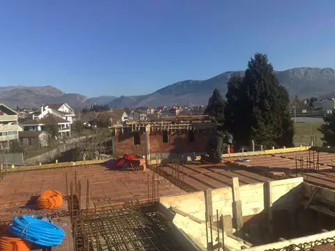 Stambeni objekti — fotografija 5 od 7