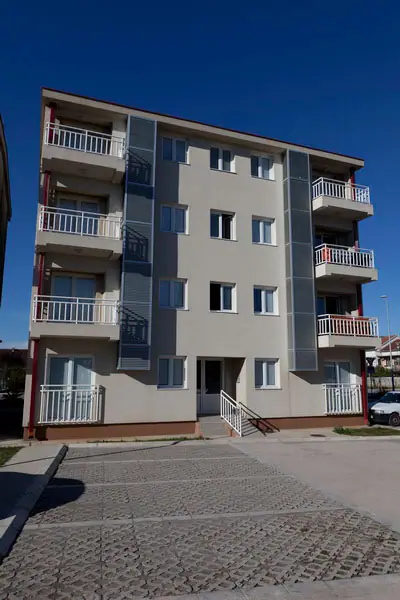 Stambeni objekti — fotografija 8 od 8
