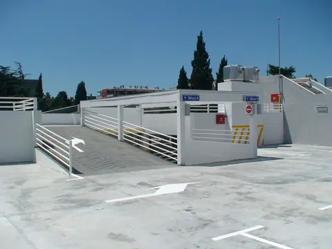 Nadzemna parking garaža (210 mjesta) — fotografija 5 od 6