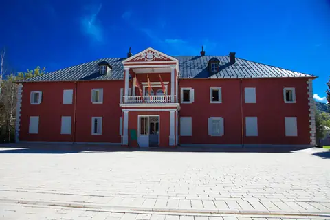 Dvorac Kralja Nikole — fotografija 2 od 20