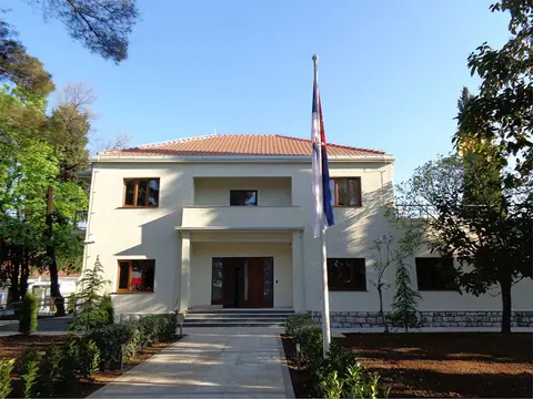 Ambasada republike Srbije — fotografija 6 od 6