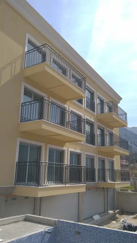 Stambeni objekat — fotografija 4 od 8