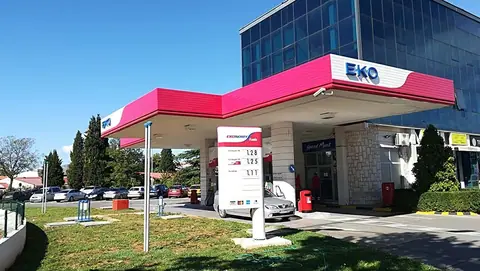 Benziska Pumpa — fotografija 3 od 11