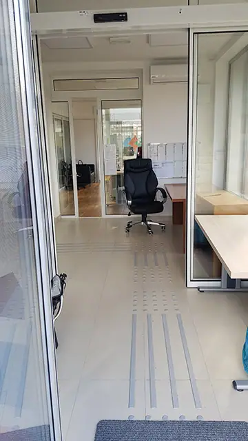 Poslovni prostor za udruzenje mladih sa hendikepom (adaptacija) — fotografija 7 od 11