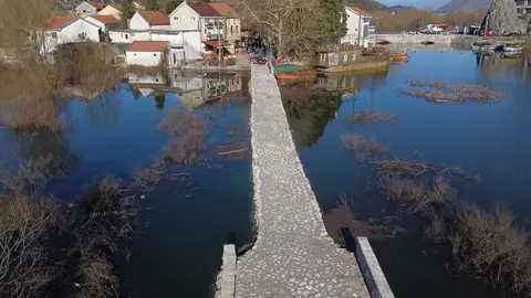 Pješačka staza u Virpazaru (restauracija) — fotografija 9 od 13