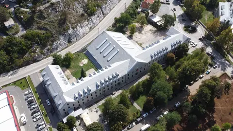 Bivši vojni stan (sanacija krovnog pokrivača) — fotografija 8 od 16